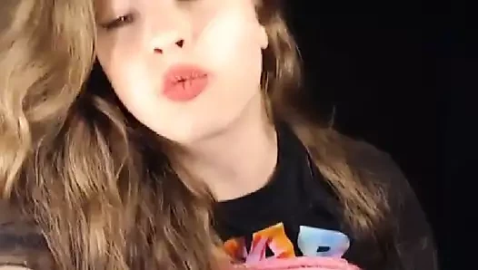 Sıcak busty bebek sikme ona kedi ve göt sert