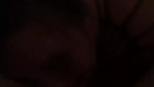 Nachtschwester auf der Arbeit beuscht + gefickt