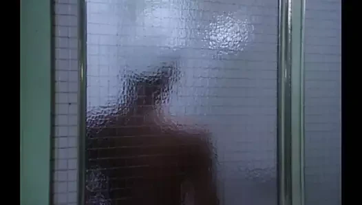 Beverly gill: seksi duş kızı - kolchak