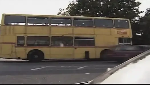 Büyük Omar'ın İngiliz maceraları: arka anal ajanlar (2001)