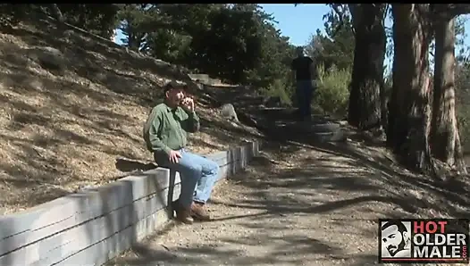 Ford Holland ve Mark Bishop