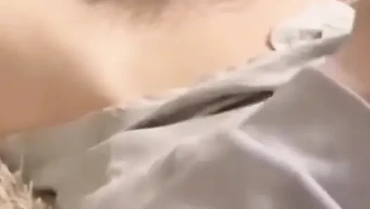 Gerçek 18 yaşındaki çift yurtta ilk kez seks yapıyor