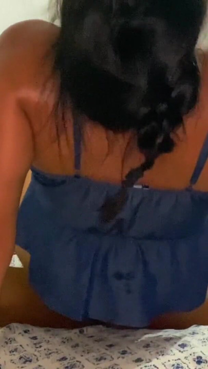 Fuck me nice baby that's why I wore this thong I'm in a hurry | Clip 1