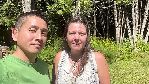 Gözler tamamen kapalı - döl sürtük dölleme ustasına boyun eğiyor