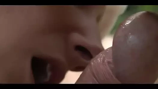 iki kötü kız tarafından pusuya düşürüldü, çok seksi oral seks