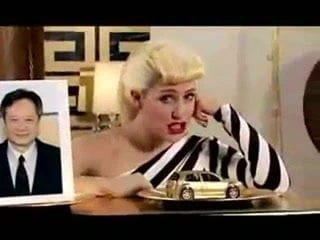 sarışın gwen stefani klon tarafından küçük asyalı penis şarkı