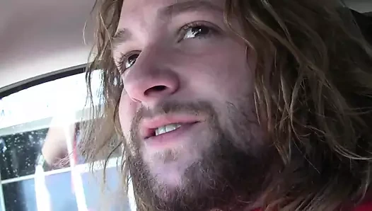 Sarışın plajda yakalandı