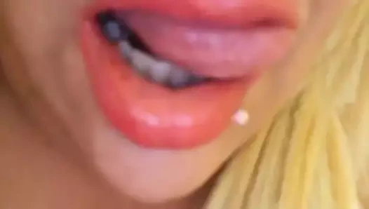 Orta yaşlı seksi kadın