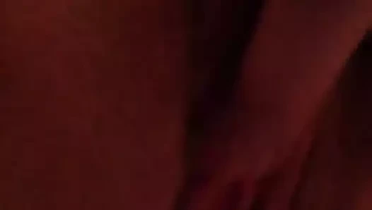 Amcığımı boşaltıyor