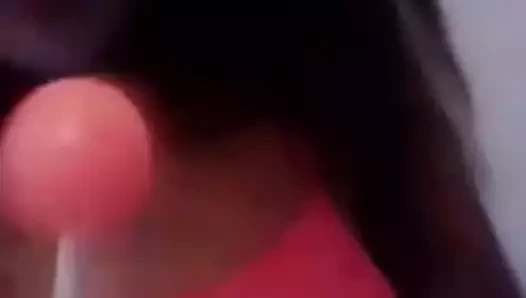 Seksi siyah kız selfiee 5.mp4 yapıyor