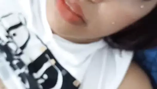 18 yaşındaki esmer genç büyük memeli komşu New York, Amerika Birleşik Devletleri'nde büyük bir yarak tarafından becerdin alır