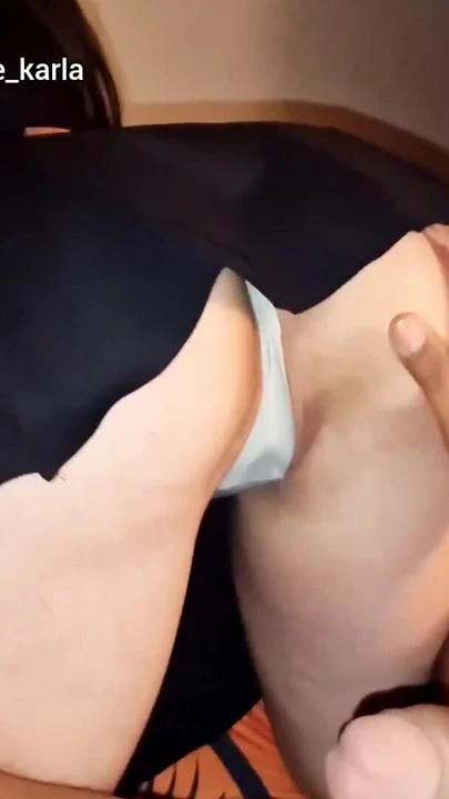 "18 yaşındaki güzel Meksikalı kız öğrenci erkek arkadaşının en iyi arkadaşıyla" ağzı açık bırakma anı