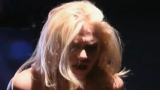 Sarışın kızlar yüze oturan damlayan amcıklar - ıslak dil sikiş çılgınlığı