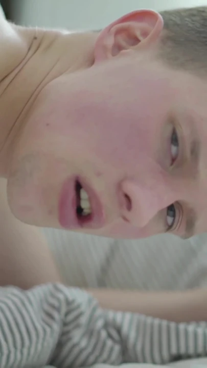 Blonde boy Toy Aaron milks that shaft and cums on his abs!