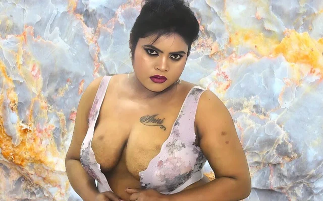 Modellik seçmelerinde yönetmen Sonia ile seks yapıyor bölüm 1.