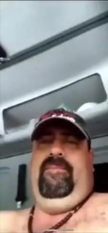 Kamyoncu boşalma