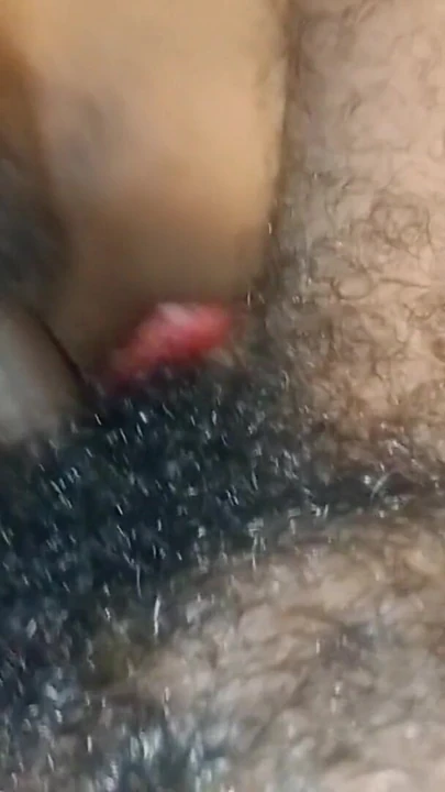 Desi Bhabhi ki BAL wala chut | Clip 1