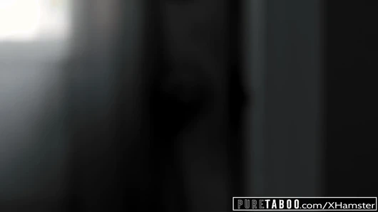 Pure tabu genç sürtük emily willis şaplak &amp; Creampie tarafından adım baba