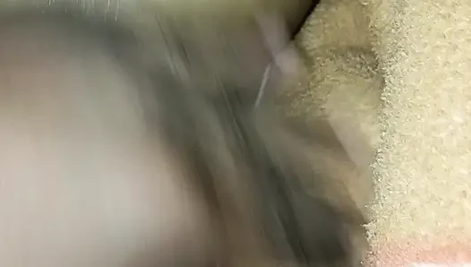 Indian desi hot bhabhi dewar ka kala lund hila ke apne gulabi chut mein ungali mar kar mal aut kar diya milk dafa kar