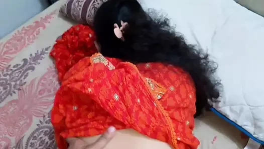 Hintçe sesli üvey anne ve üvey oğlu - ev yapımı seks videosu