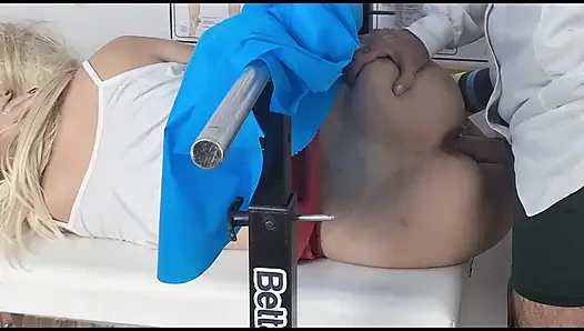 Un Gynécologue Clandestin Ne Savait Pas Qu’il Était Filmé!