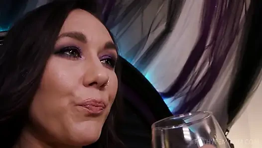 Gavat kaseti: karın ve komşun Sinn Sage, Drake Man'o'war'un yer aldığı bir porno çekiyor