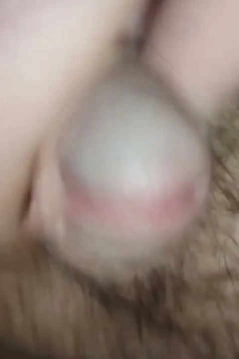 Sevimli doğal femboy bir balık kemiğine atlıyor ve kameraya boşalıyor