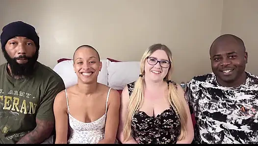 Çaresiz amatörler ateşli büyük memeli anneler sıkı amcıklarını ıslak büyük zenci yarağıyla sert sikiyor