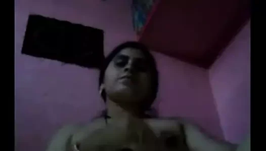 Desi yenge kayıt ona video