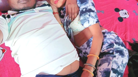 Xxx porno videoları Hintli desi köylü coupal video