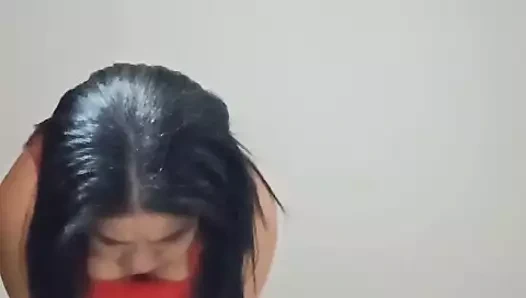 Üvey annene masaj yapmak ister misin? Yasak bölgelere dokunmana izin verilmiyor.