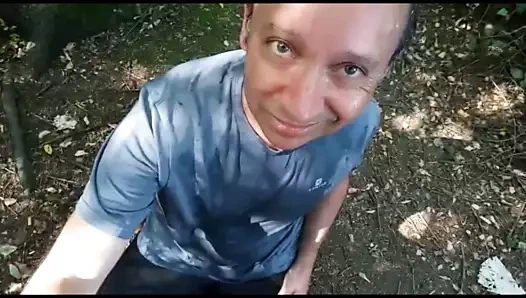 Bir seyir alanında çiş ve boşalmak