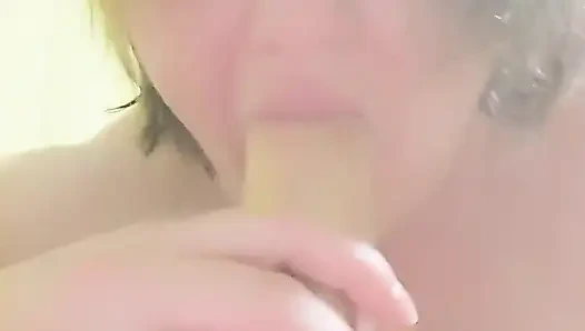 Uma Boca Cheia De Porra. Ejaculação Bem Na Boca.2