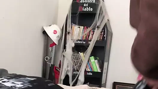 Dost boğaz sikme üzerinde yatak