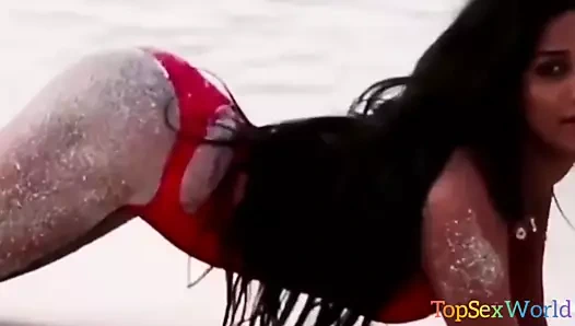 Sıcak kız ipeksi pürüzsüz sıcak ganimet şimdi izle