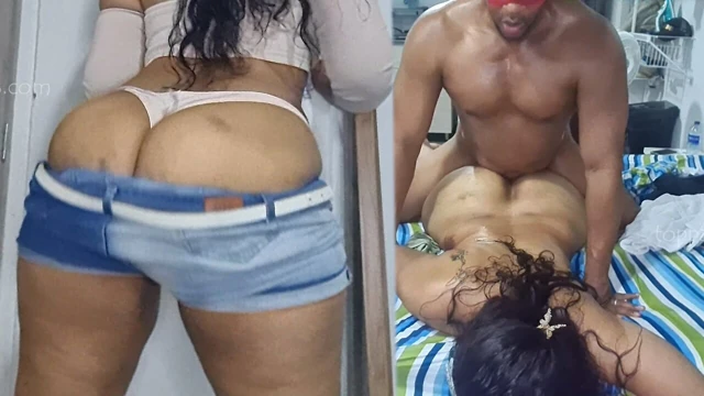 Ep #26 büyük götlü olgun latin twerk yapıyor ve sarkık sikiliyor