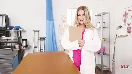 Auntjudy's - Doktor Andi Avalon senin tedavini istiyor