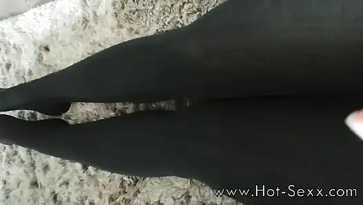 Naughtycelestes naylon çoraplı mükemmel ayaklar