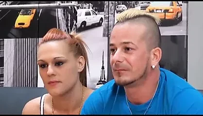 Deneyimsiz çift karşılamak ve bir çift profesyonel tarafından becerdin almak