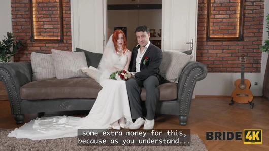 BRIDE4K. Amatör bir çift düğün töreni yerine ev yapımı porno videosu çekti