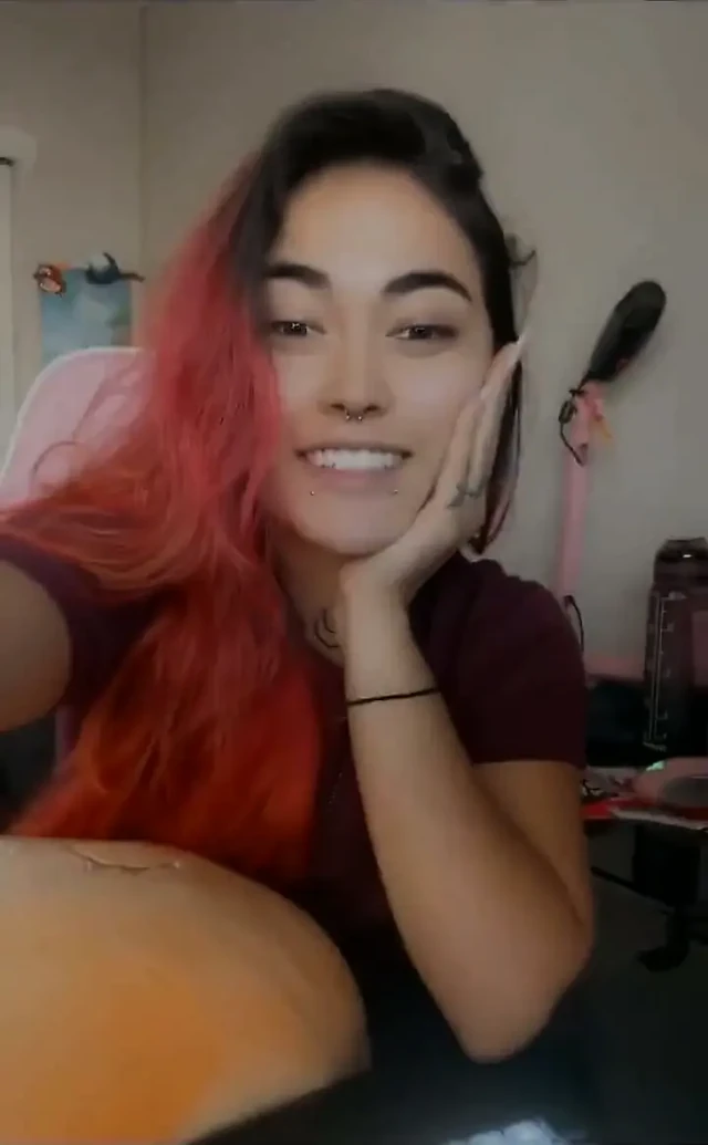 Lil Update Mutlu Leo Sezonu, Adamlarım