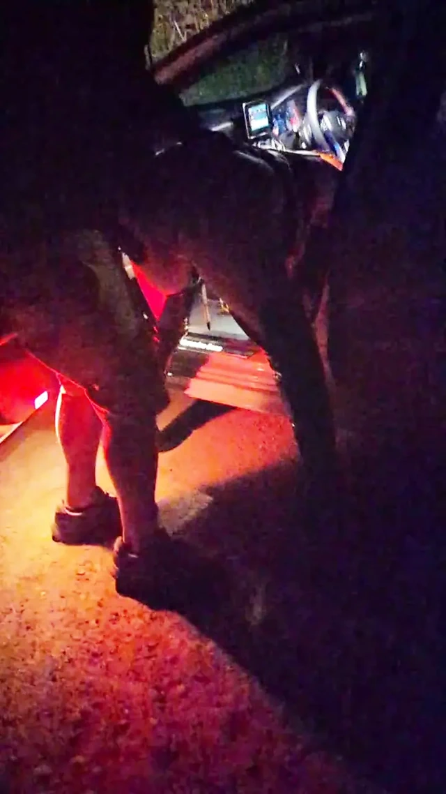 PVC ve çizmeler ateşli evli kadın domalıyor