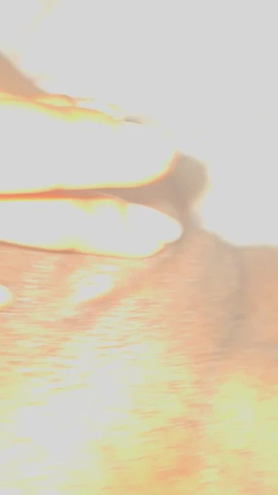 Bir pazar günü müzik eşliğinde o kıçını sallamak